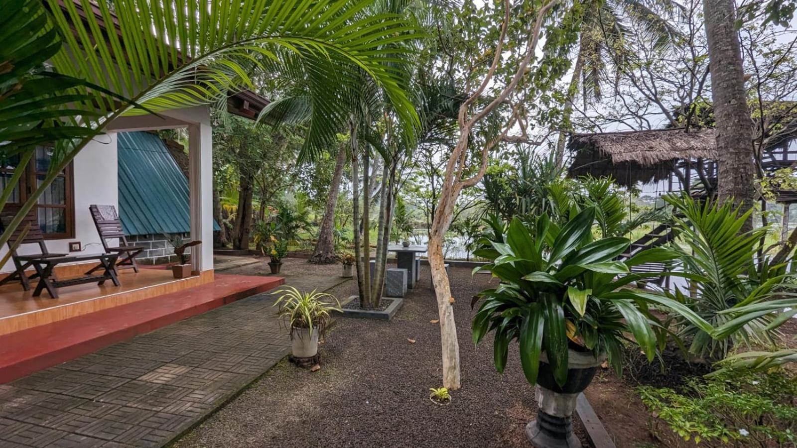 Lake Wind Habarana Quarto foto